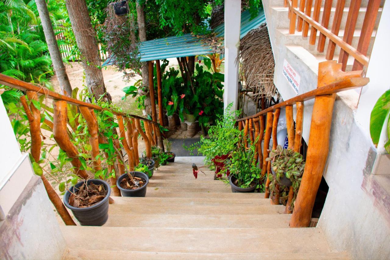 Turtle Paradise Tangalle Ngoại thất bức ảnh